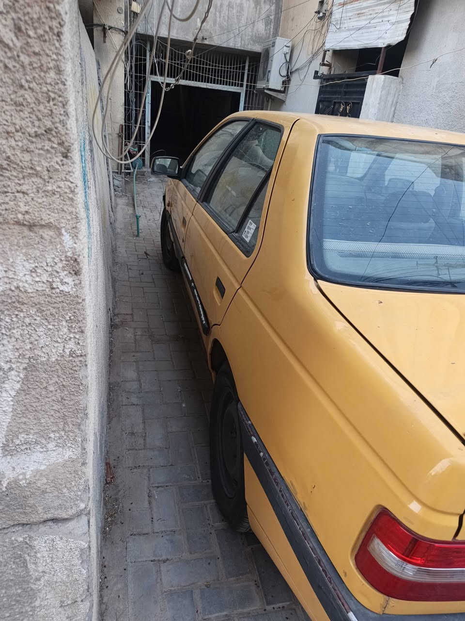 بيجو اكد 2016
بيهه بنيد فقط طاير لامبدل ولا معمر واضح بلصوره 

سياره مابيه صبغ ولاتبديل 

نواقصهه باور +كلج

رقم جديد بسمي 

صدر 60٪ 

تخم تاير جديد 

دوشمه جديده 

سعر 37وبيهه مجال 

مكان سياره بغداد 

***********
