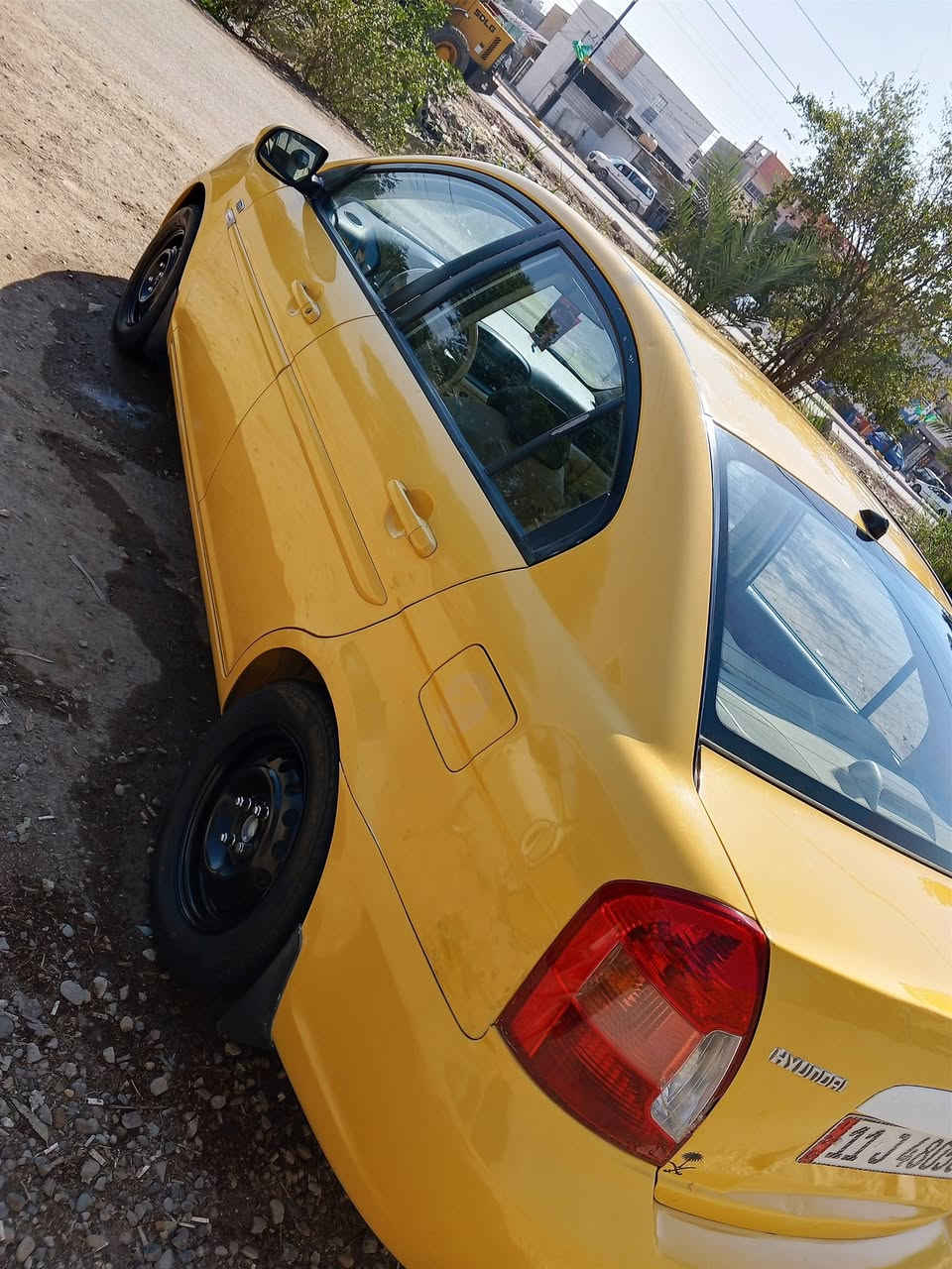 سلام عليكم اكست موديل 11 مال شركه الون ابيض سابقآ محرك 1600 ابلادي سياره مكفوله من الحادث والمعجون والتبديل تخم تاير جديد صدر إمامي خلفي جديد تبريد شغال *********** كورك *********** لسعر 90 وبيه مجال قليل مكاني بغداد
