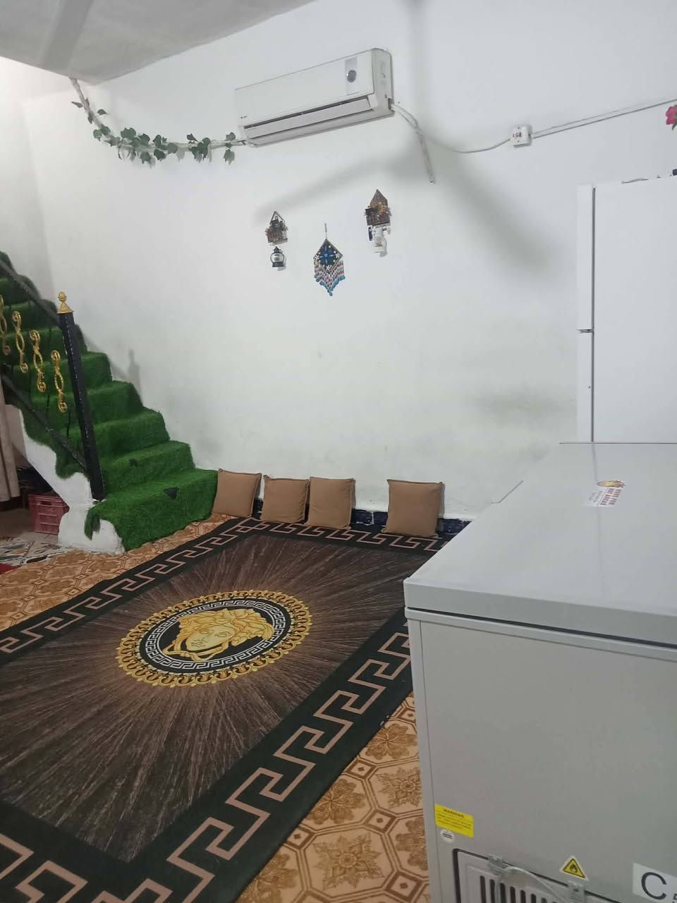 بيت للبيع بحي العلام مساحته100م ركن  قرار محكمه مداوره سهم يتكون من غرفه وصاله وستقبال مطبخ وصحيات سعره 28بي مجال لشراي


**إذا كنت صاحب هذا الإعلان وتريد حذفه لأي سبب، رجاءا أرسل رسالة إلى الدعم الفني**