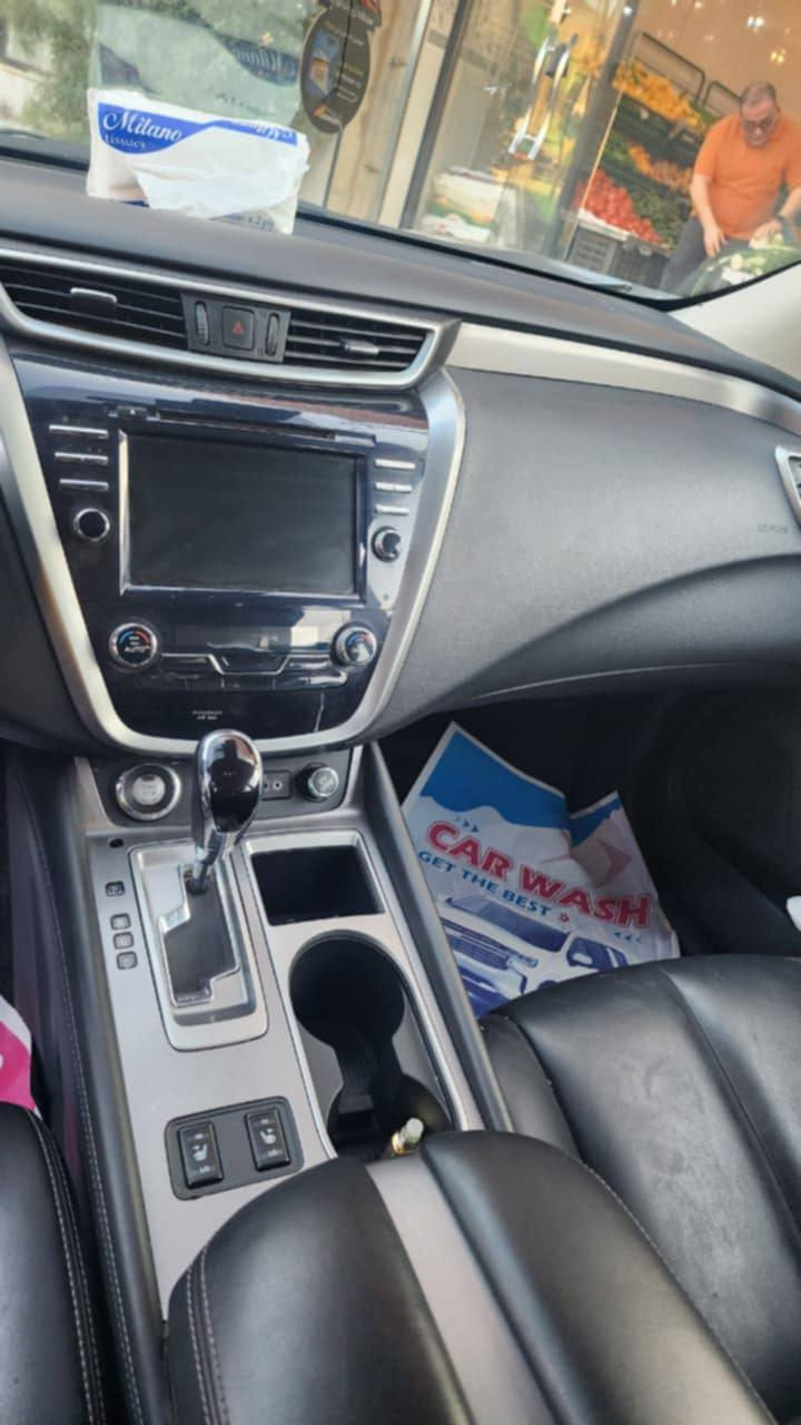 سلام عليكم
نيسان مارونو مديل 23 
وارد  كلين فول موصفات عدة الفتحة 
ماشي 25الف 
بصمة تشغيل عن بعد 
بصمت اباوب 
تحكم ذاتي تحديد مسار 
توقف ذاتي 
رادارات 
كشنات جلد تتفة 
قطعتين تبريد 
وهواي موصفات 
السعر 185$
المكان بغداد رقم ***********
