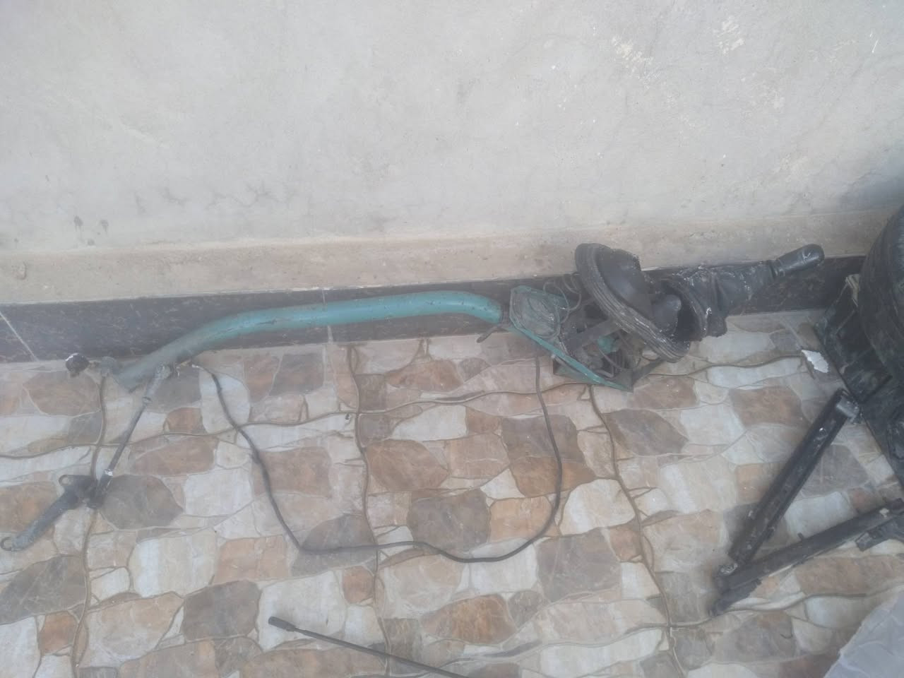 نعيد نشر بسبب الوعود الكذبه كير سكانية 3x3 900 لبيع هو و فيتيز و طوبه 
*********** خبر وتدلل
