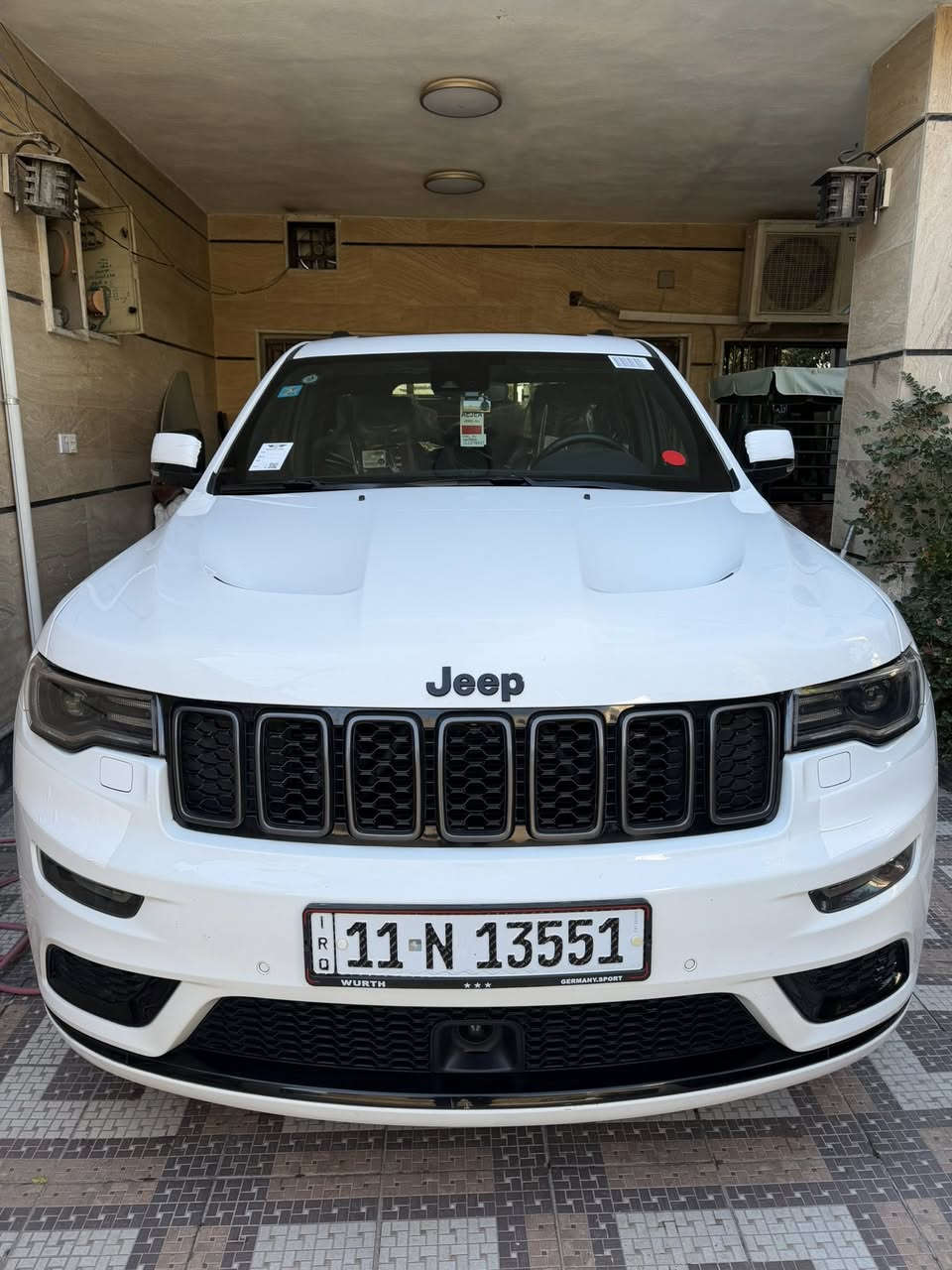 السلام عليكم ..
جيب اس 2022 خليجي 
وكالة هارلم 
مكفولة كفالة عامة
ماشية 23 الف 
فول مواصفات 1/1
بعدها بضمان الشركة 
صيانة ودهن وفلاتر كلة بالشركة
رقمها بغداد باسمي 
السعر 36800 وبيها مجال بسيط
الاتصال 
***********
***********
