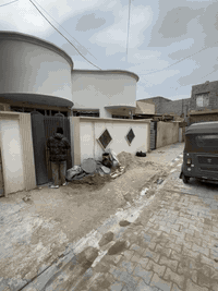 ‏سلام عليكم بيت للبيع مساحة 100 متر
‏العنوان الدوالم خلف السكة 
‏البيت نظيف وفار غة السعر 60وب مجال الاستفسار على الرقم 
￼***********علي￼
