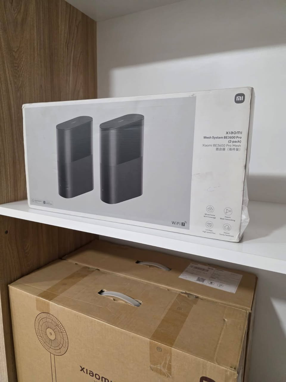 Xiaomi Mesh System BE3600 Pro
جيل جديد من الشبكات المنزلية بتقنية Wi-Fi 7 لتغطية أقوى، سرعة أعلى، واتصال أكثر استقرارًا.

🔹 سرعة لاسلكية تصل إلى 3570 Mbps.
🔹 يدعم Wi-Fi 7 لأداء أسرع وزمن استجابة منخفض.
🔹 نظام Mesh لتوفير تغطية سلسة واتصال مستقر.
🔹 منفذ 2.5Gbps مع 3 منافذ Gigabit للأجهزة السلكية.
🔹 معالج Qualcomm رباعي النواة لأداء قوي مع عدد كبير من الأجهزة.
🔹 حماية متقدمة بتشفير WPA3.
🔹 إعداد وإدارة سهلة عبر تطبيق Xiaomi Home.

📦  قطعتين داخل الباكيت 

📍 الموقع: الأنبار – الفلوجة
💰 اريدة بسعر 260 ألف »» سعرة بالوكاله 300 الف 
🚚 يتوفر توصيل

📞 للاستفسار والطلب على الواتساب
***********
