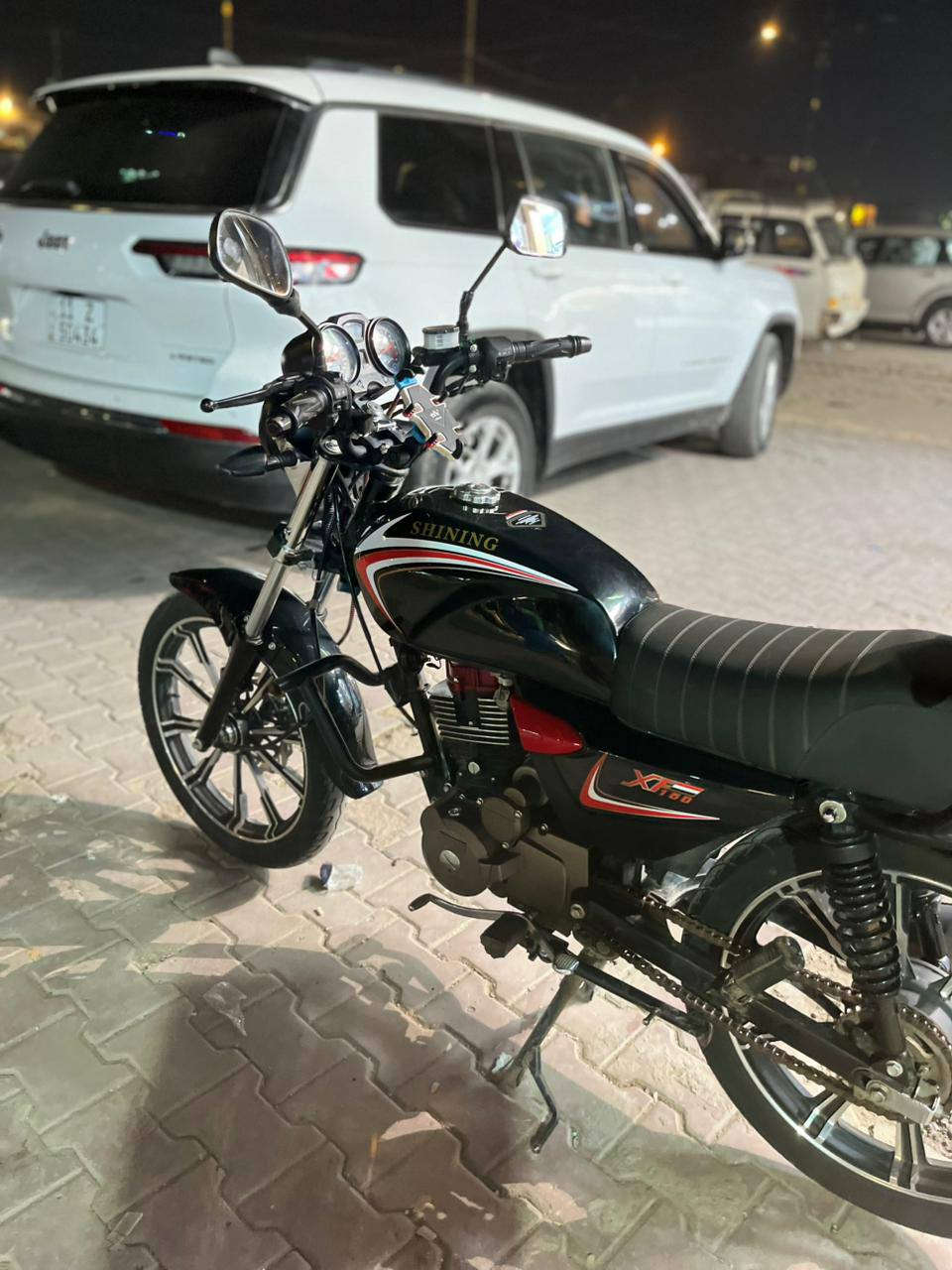 شاينك موديل ٢٤
المكان بغداد مدينة الصدر قطاع ٥٦ 
مرقمه بغداد سنوية كاملة باسمي 
تواصل واتساب بس ***********
