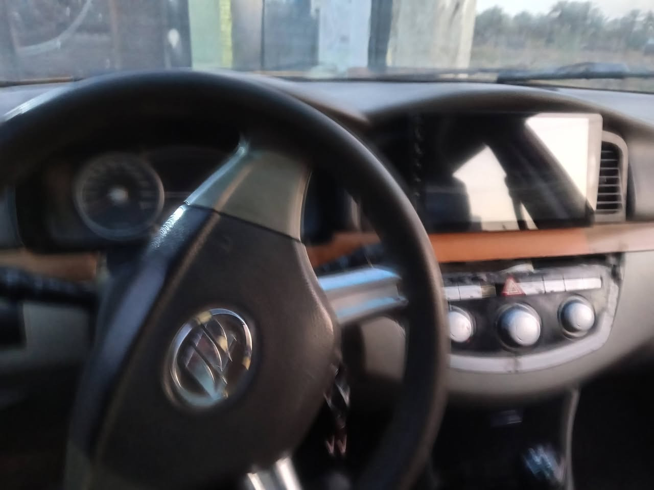 *********** /// 2013 السعر 35 وبيها مجال من رخصه الادمي
