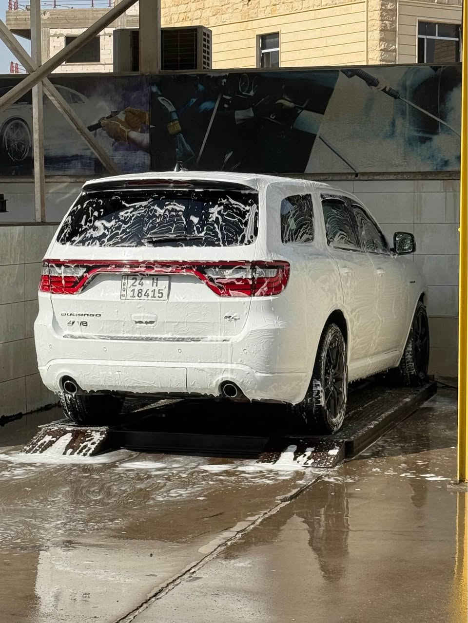 دورنكو RT موديل   2021
فول عدى الفتحه RT معروف مواصفاته  
السيارة مكفوله كلين بدون صبغ و تبديل 

‏سيارة رقم دهوك 
              
المسافة المقطوعة:      80   ألف   Miles 
حجم محرك : V8 5.7  مواصفات: RT 

‏بصمة تشغيل
كشن تدفية + تبريد
بصمة ابواب 
كشنات جلد كهربائي 
كشنات خزن وضعيات 
كشنات خلفية تدفئة 
تدفئة ستيرن 
ستيرن كهربائي 
شفتات ستيرن 
رادار خلفي  توقف ذاتي
وضعيات قيادة سبورت نورمال ايكو 
مقاعد صف ثالث 
دفع رباعي 4*4
صندوك كهربائي
تشغيل عن بعد 
تبريد 3 قطع 
نظام خرائط 
فتحات بنيد 
شاشة كبيرة 
شاحن وايرليس
حساسات امامية خلفية 
لايت زينون LED
ملاحظه : السيارة مكفوله كلين بدون قطرة صبغ ولا تبديل 
مكان السيارة : اربيل قرب القلعة 
للاستفسار :  *********** Singapore
