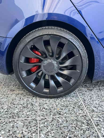 تسلا مودل ٣ ٢٠٢٣ بيرفورمانس 
TESLA MODEL 3  2023 
اعلى موصفات بتسلا.  

رقم بغداد ماشيه ٢٨الف 
مع شاحن اصلي 
السيارة فول مواصفات 
حادث بسيط ربع جاملغ خلفي ونصف جاملغ امي بسيط جدا" وصور موجوده 
ويه سياره كارت تشغيل عدد ٢ وفلاش تسلا اصلي 
حالة السيارة / جديده شركه وكامله من كلشي حتى كماليات
السعر ١٩٢ بيها مجال 

للاستفسار
***********
