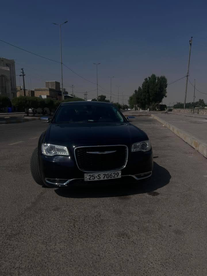 السلام عليكم اوباما 2015 للبيع السياره جاي بيه صبغ من أمريكا صفحة السايق باب وجاملغ ونفس اللون السياره  بدون ايرباك السياره جاهزه بيه نقص بسيط 
فول مواصفات لمتدد من بانورما والخ ما يحتاج اكلكم مواصفاتها السياره مال جناي كلش حلوه ونضيفة مكاني العماره ميسان 
السعر ب175وبيها مجال للشراي للاستفسار *********** وتساب
