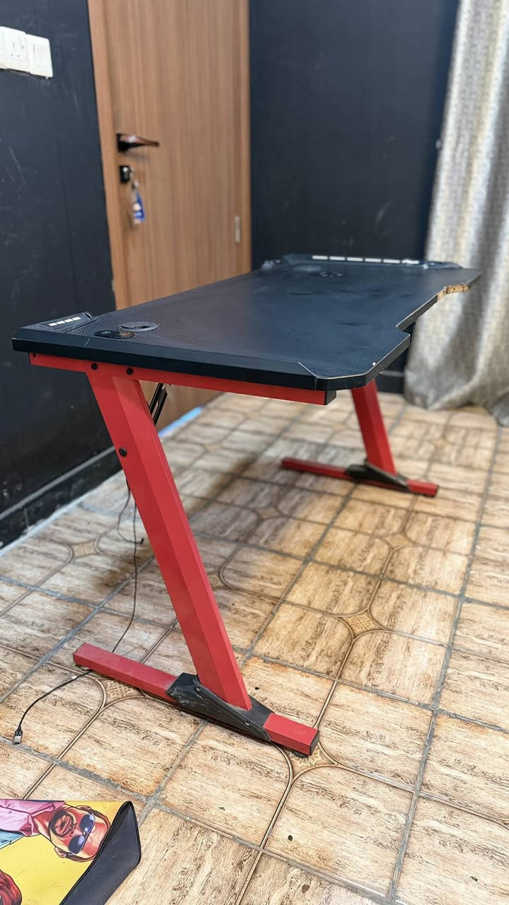 موس +كيبورد +ميز +سماعات للبيع مستعمل شي قليل


**إذا كنت صاحب هذا الإعلان وتريد حذفه لأي سبب، رجاءا أرسل رسالة إلى الدعم الفني**