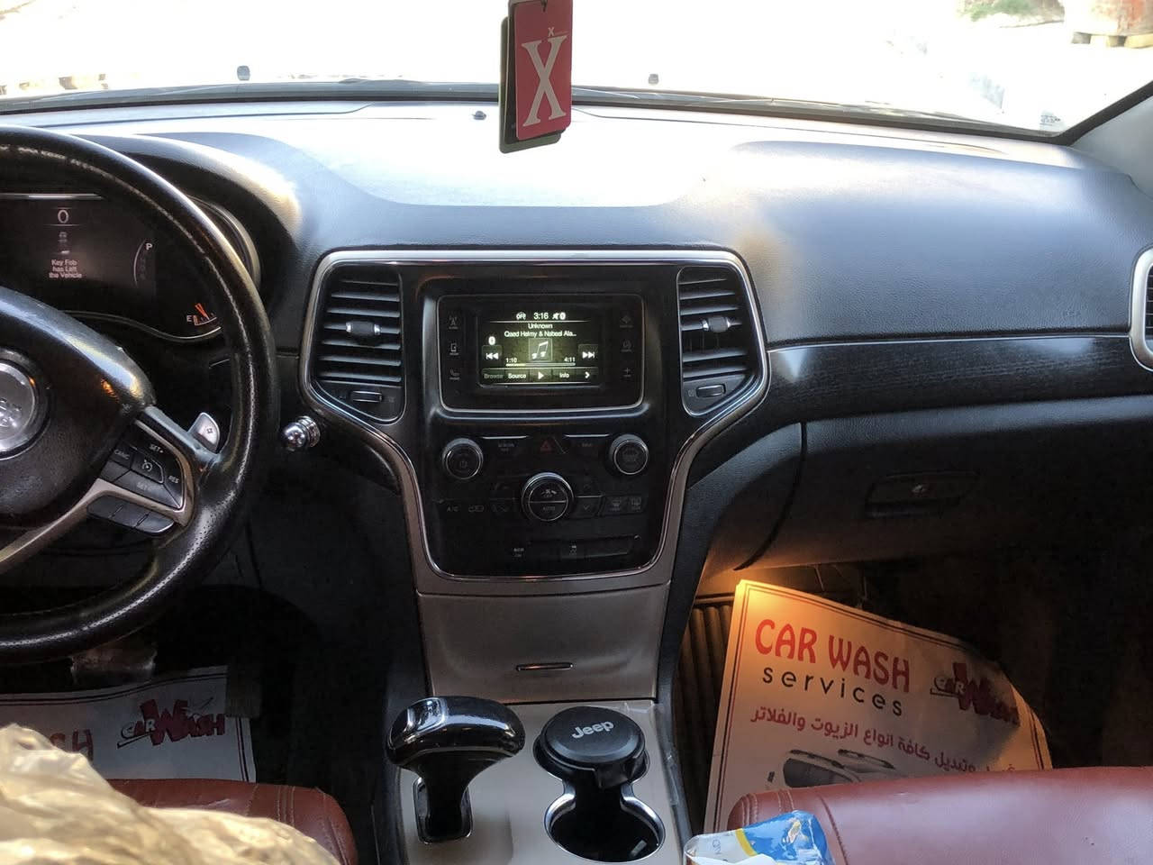 سلام عليكم للبيع جيب 2014 LAREDO خليجي
بيها جاملغ وبنيد صبغ بدون تبديل ومعجون وبدون دواخل ولا ايرباك 

مواصفات//

بصمه + بصمه ابواب 

فتحه 

كشنات كهرباء + جلد 

مري شفط 

اشاير بل مري 

تحكمات مقود جهتين 

شفتات مقود 

شاشه جبيره 

موس وضعيات 

ويل 20 

لون اسود⚫️

كير طياره 8 نمر 

منضومه زنون 

ماشيه 109mil

السياره جديده مال بيت تخم تاير جديد منضومه تبريد جديده 

حداده جديده 

السياره ما يحتاجلها شي رقم بغداد بسمي هزه وسنويه وارقام جديد 

$السعر 185 وبيها مجال 

📍العنوان بغداد المحمودية 

الاستفسار 📞

*********** واتساب فقط 

***********
