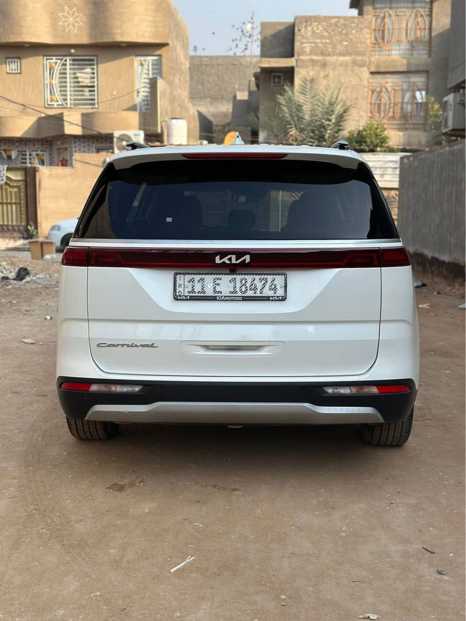 السلام عليكم 
بيع فقط بدون مراوس
كرنفال 2022 
رقم بغداد دولي باسمي سنويه لسنة 29
مكينه 3500  
8 راكب
داخل اسود وبيجي
تبريد 3 قطع 
حادثهه جاملغ جهة السايق فقط والباقي كفاله عامه 
كير مكينه حداديه كفاله
ماشيه 54 
بيبان كهرباء 
تدفئة بالكشنات 
اوتو هولد
3 مودات قياده 
سياره جديده 
سعرها 273 وبيها مجال 
مكاني كربلاء طويريج 
*********** كربلاء, العراق
