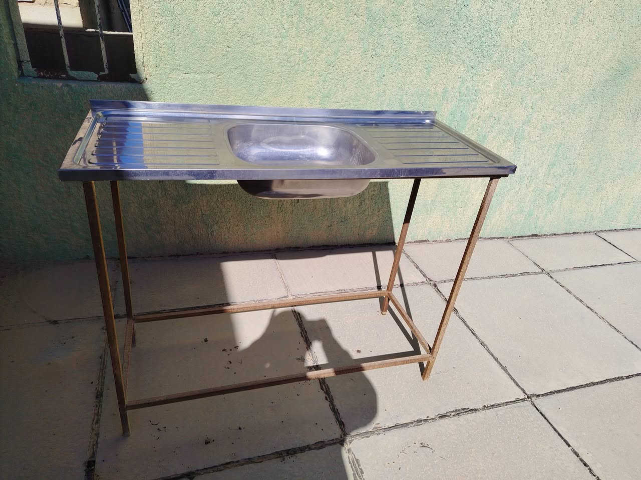 السلام عليكم ورحمة الله وبركاته
سنك للبيع مع الميز ماله السعر ٤٠ الف


**إذا كنت صاحب هذا الإعلان وتريد حذفه لأي سبب، رجاءا أرسل رسالة إلى الدعم الفني**