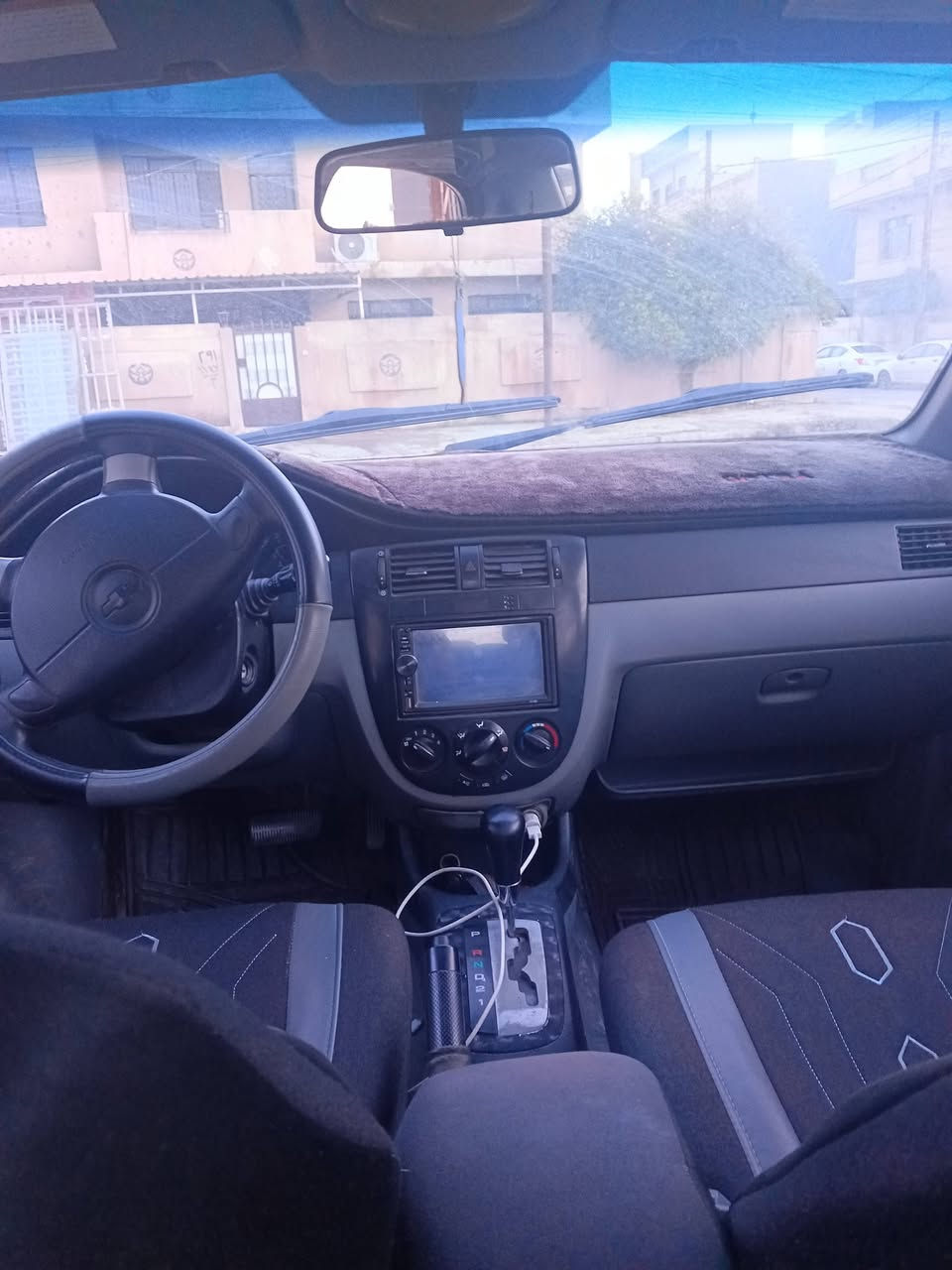 السلام عليكم
اوبترا سيارة مال بيت موديل 2007
رقم اربيل مسطرة 
سنوية وهزة جديدة باسمي 
تبريد وتدفئة شغالة 
كير توماتيك شرط
محرك شرط لا صرف ولانفخ 
جامات كهرب 
سيارة كاعدة 
الضرر صندوق بدون دواخل وشبر بالدوسة باقي شرط 
السعر 82 وبيها مجال 
للتواصل الاتصال على الرقم ***********
