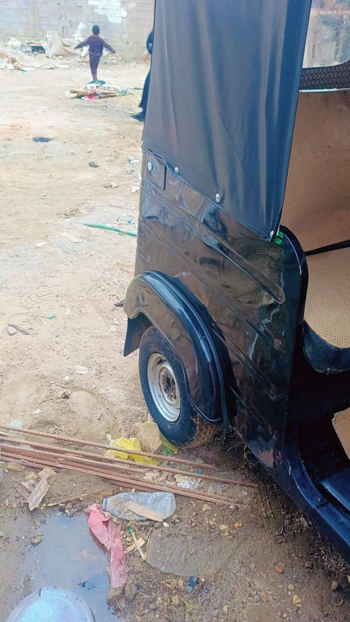 السلام عليكم
تكتك 17 معمره جديد وتجفيت جديد مكفوله من تبخير وتنقيص 
وبيها بدي مال 20 
اوراقها ضايعه مكفوله من لسرقه مكاني بغداد الشعب حي الجزائر سعرها 3 وبيها مجال 
الاستفسار ***********
