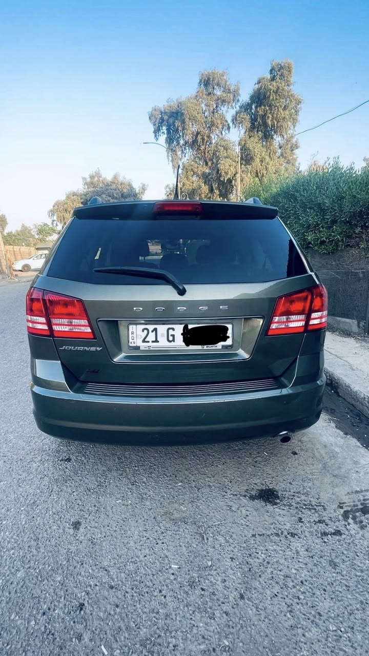 سلام عليكم دوج جورني موديل 16 اربعه سلندر ثلاث قطع تبريد سبعه راكب لون مميز زيتوني كير محرك بشرط صدر امامي خلفي جديد رقم وسنويه جديد للـ 2029 طخم تاير اخو الجديد رقم سليمانيه تحويل مباشر هزه باقي عليه كم شهر يله تخلص لايت زينون ضرره فقط بونيد بدون دواخل اير باك سستم كله بلادي مكاني كركوك مكلف بالنشر مااجاوب ع الفيس اتصل وتدلل ***********
السعر 132$
