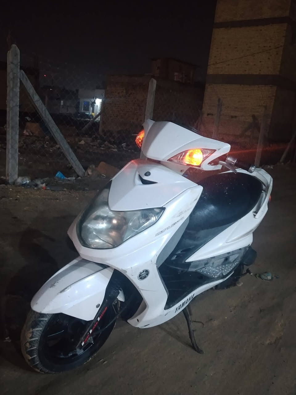 سكنس ال بيع دارجه حلوه نضيفه شلعه معدل فول شرط تجي تطلع بيه معجبتك عوفه روح دراجه تجي وين مي عجبك فحص دراجه ياباني مزوده 58 ونص سعر 700 بيه مجال ‏‪***********‬‏ بي واساب
