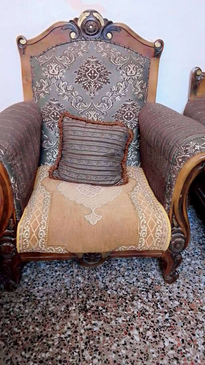 سلام عليكم تخم ١٠مقاعد اللبيع سعره 175
بي مجال بكاني المحمودية بل جديده يحب يشتري يراسني خاص


**إذا كنت صاحب هذا الإعلان وتريد حذفه لأي سبب، رجاءا أرسل رسالة إلى الدعم الفني**