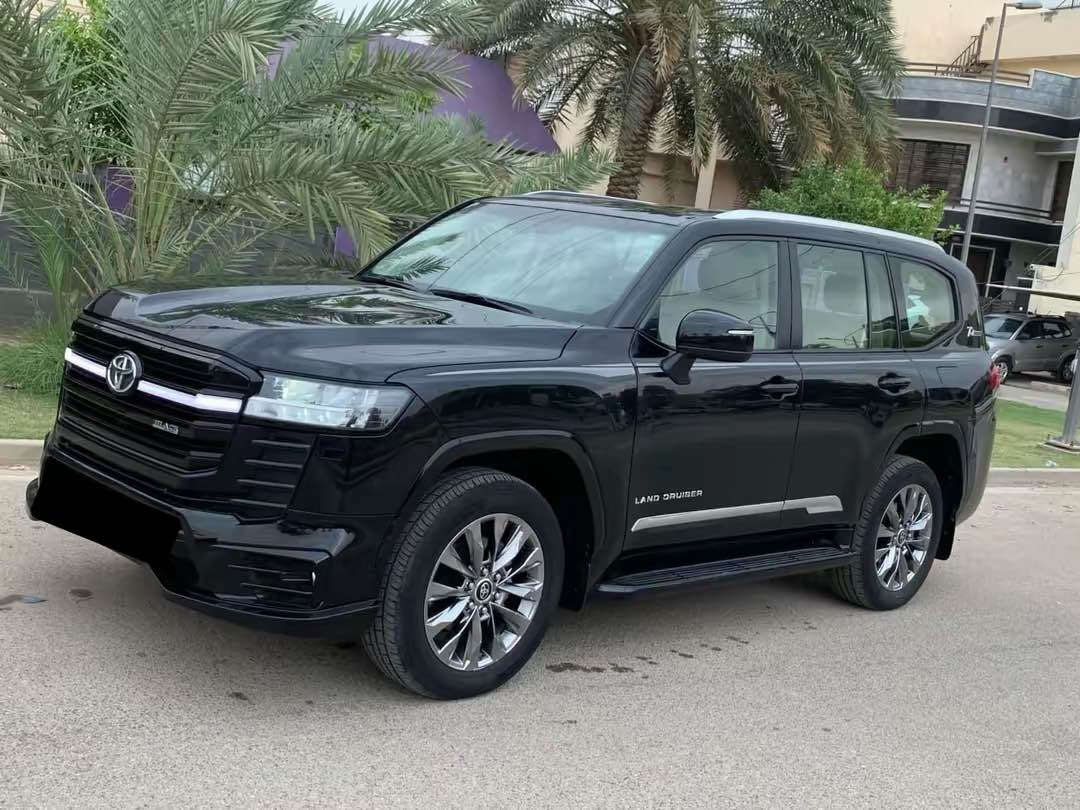 تۆیۆتا لاند كروس مۆدیل٢٠٢٢  
مواسەفات:GX.R LIMITED
مكفول كفالة عامة
ماشيه:٤٧٠٠٠KM 
فول فول 
للتواصل معنا: *********** أربيل, العراق
