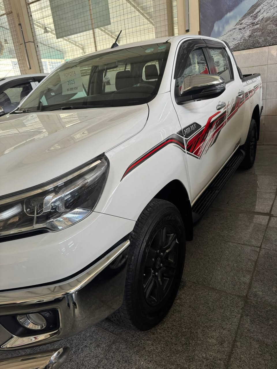 TOYOTA 2023 V4 هايلوكس
السياره عاليه شباب الرقم مميز كلش فقط اربع ارقام تجي 

شركة ساس ضمان

محرك شرط 

ماشي 90 

مكفول كفاله 

السياره فلو 1/1  

الكشن تبريد 

شاحن واير ليس 

بصمه تشغيل 

كير اوتماتيك 

رقم اربيل 

العنوان اربيل داخل المعارض 
***********
