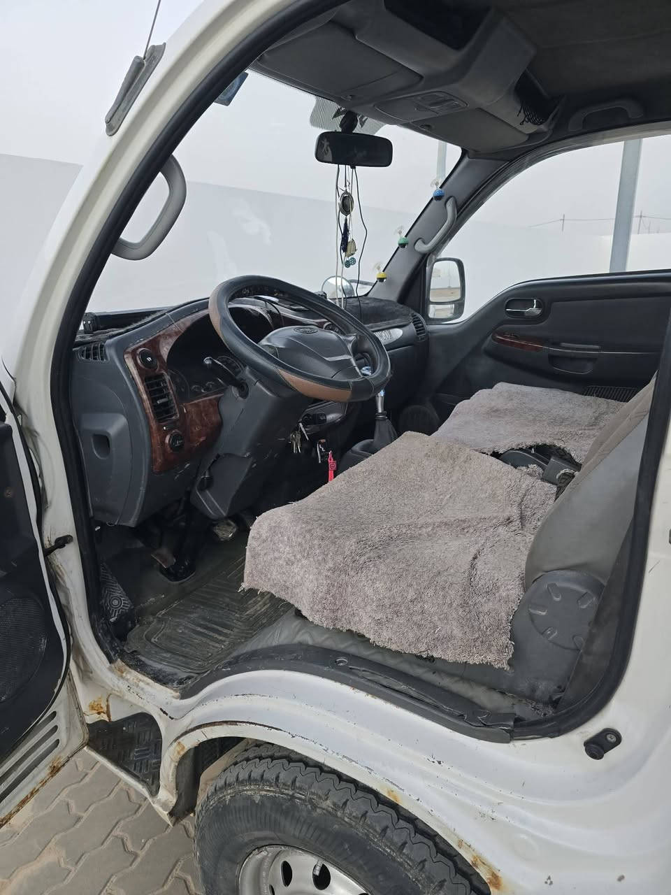 كيا مسكر 2007 محرك استاركس مفتوح 3000 رقم قادسيه انكليزي تحويل ثاني يوم سياره كامله شرط تخم تاير تبريد كير ومحرك حداديه مكان السياره السماوة الرميثه  السعر على الرقم
***********
