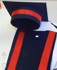 زي تخرج لعمرالروضه والابتدائيه بسعر ٣٠٠٠ يشمل الروب والقبعه للاستفسار ...