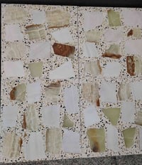 يوفر لكم كافة أنواع الكاشي وأفضلها للحجز والاستفسار الاتصال 0771177877...