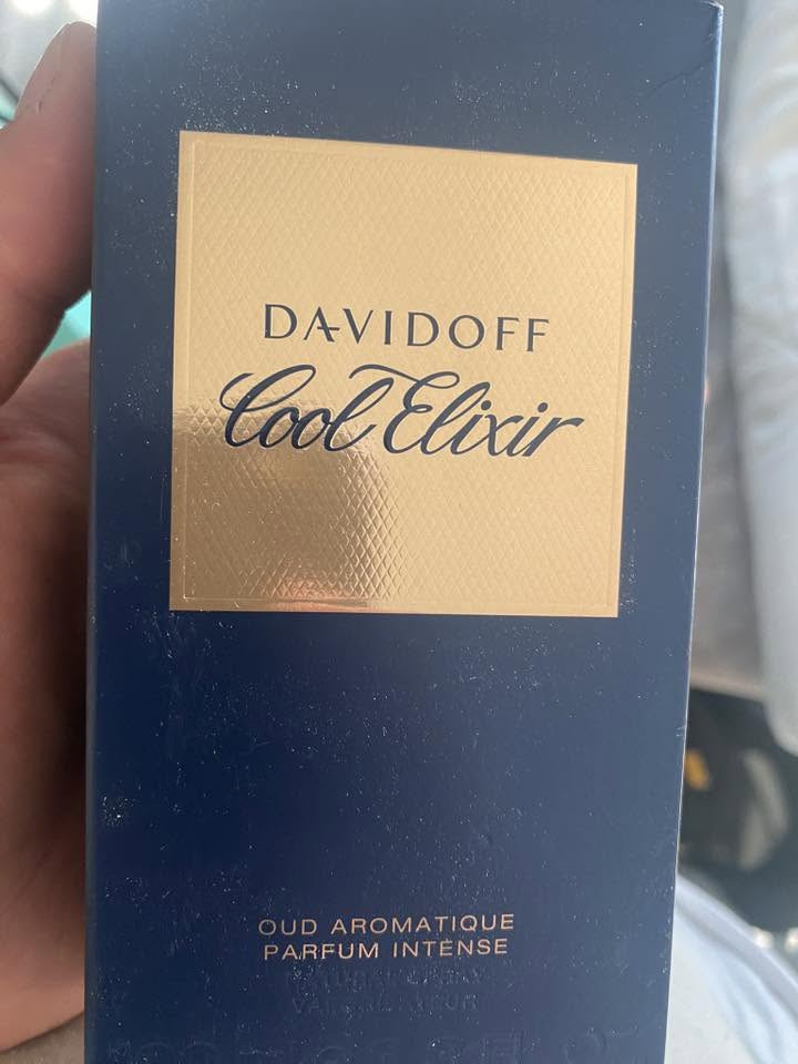 عطر سوفاج 60 مل
دافيدوف 100 مل 
سعر الاثنين 170 الف قفل 
اربيل بختياري 
*********** واتساب 
ملاحظة اذا العطور مو اصلي تاخذهم بلاش ولله
