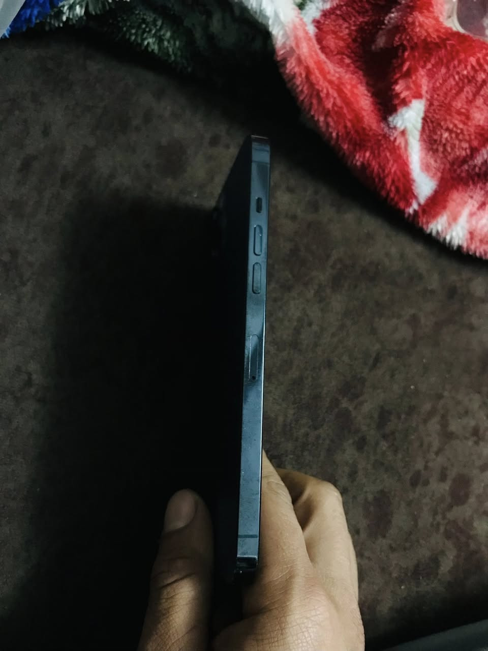 السلام عليكم اخوان متاح آيفون ١٢بروماكس
الجهاز شرط كلشي ماممبدل بي 
ذاكره ١٢٨
بطاريه ٧٤ اصليه شرط قطره بلشحن.    
فيس إيدي شغال 
بوبجي ٩٠ فريم 
بس اكو اشوي تغويش بل كأمره الخلفيه 
الجهاز قبل العيد اخذتو ٤٢٠ ماجان بي شي فجه صارن هيج الكامرات 
السعر ٤٠٠ وبي مجال حك جيتك


**إذا كنت صاحب هذا الإعلان وتريد حذفه لأي سبب، رجاءا أرسل رسالة إلى الدعم الفني**