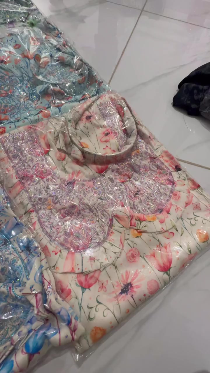 مخاور امارتي قطع غير مخيطه. امارتي مع الطوك


**إذا كنت صاحب هذا الإعلان وتريد حذفه لأي سبب، رجاءا أرسل رسالة إلى الدعم الفني**