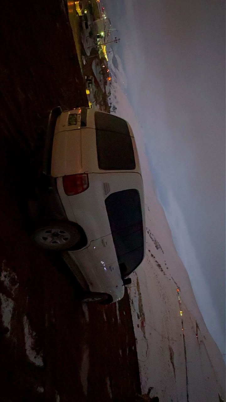 مۆنیکا ٢٠٠٤ شوڕتەی
تۆماتیک ئیسرات خاس 
فول عادی
داشبڵ بەرز 
شاشە ئایپاد
ساغە وەرگەڕاو نیە 
سەیارەکە جایزە
بەشەرتی ئەوەی ماڵی کەس نەبی و کیشەی یاسای نەبی
سەیارەکە لە سلیمانیە
سه قف و چوار درگاي بوياخه له سه ر ساقى 
تبريد له سه ر سويچ
نرخی82)گەڵاو معامەلەیەکی برایانە 
(ژمارەی موبایل
***********
vibar w watsap السليمانية, العراق
