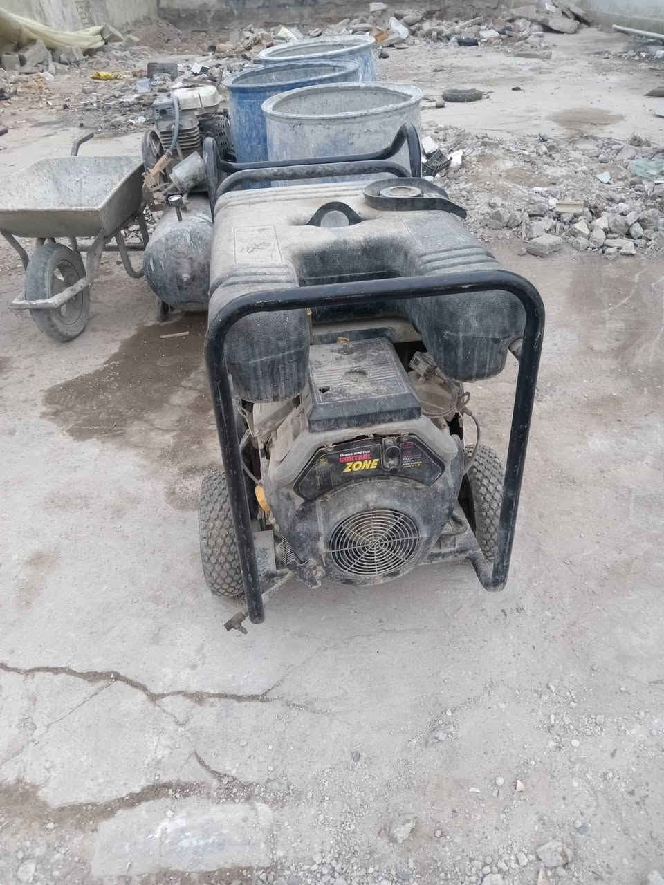 موالد بانزين للبيع مال شركه مقاولات بانزين تشتغل فول تقاطع درويش حي تراث خاص الماني


**إذا كنت صاحب هذا الإعلان وتريد حذفه لأي سبب، رجاءا أرسل رسالة إلى الدعم الفني**