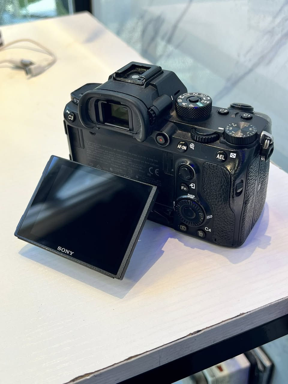 SONY   A7r 3
Bo froshtn 
Nrx  950$                فرۆشتنی خێرا 
***********
