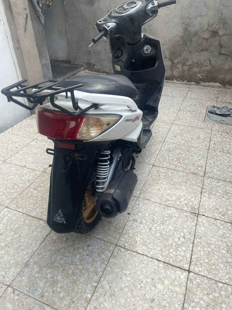 سلام عليكم سكنس فحل مختمة ختم واحد اي نقص مابيهة نكره سلف اوراقهة كاملة كهربايات كلهة شغالة مكاني بغداد بلديات السعر 700 رقمي ***********
