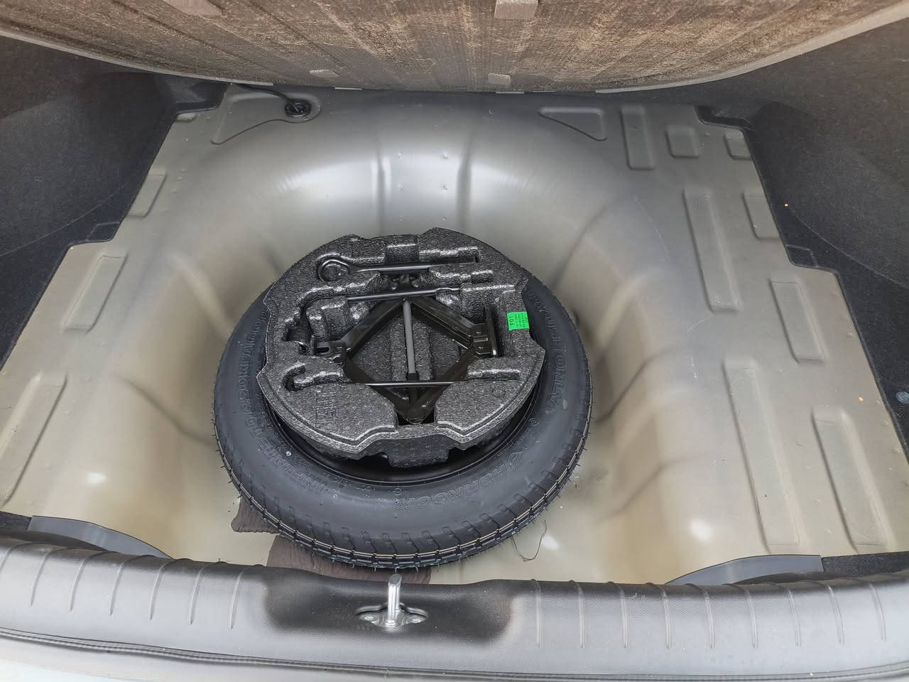 سلام عليكم للبيع هيونداي النتر 2024 وارد امريكي محرك 200 دوش بصمة تشغيل عن بعد قيادة ذاتية. 
قفل سرعة
للاستفسار ***********
