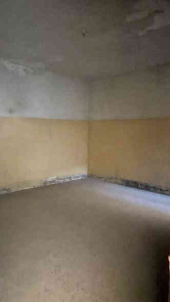 بيت للبيع
الموقع في حي القدس قرب مدخل القدس الاولى 
مساحة 200 متر واجهة 10 متر غرفتين نوم 
السعر 110 مليون وبي مجال 🔥🔥🔥
للتواصل *********** واتساب
