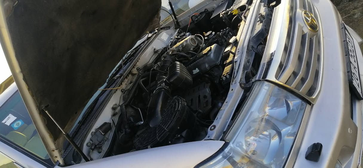 السلام عليكم الاندكروز مونيكه  موديل 203رقم صلاح الدين انكليزي تحويل مباشر كفاله عامه من الضربه والصبغ والعيب الشرعي السياره فول مواصفات فتحه 3قطع تبريد تخم تاير جديد حداديه وكير ومحرك خير من الله السياره مال جناي حساسات امامي وخلفي ثلث شاشات والله يمهل الي تصير من نصيبه الاستفسار رقم الهاتف ***********
