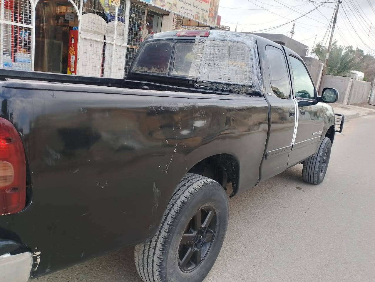 سلام عليكم بيكم تندرا ٢٠٠٥ أدوات للبيع بيها مكينه وكير بطه 
السعر ٣٠ العنوان بغداد 
للاستفسار ***********
