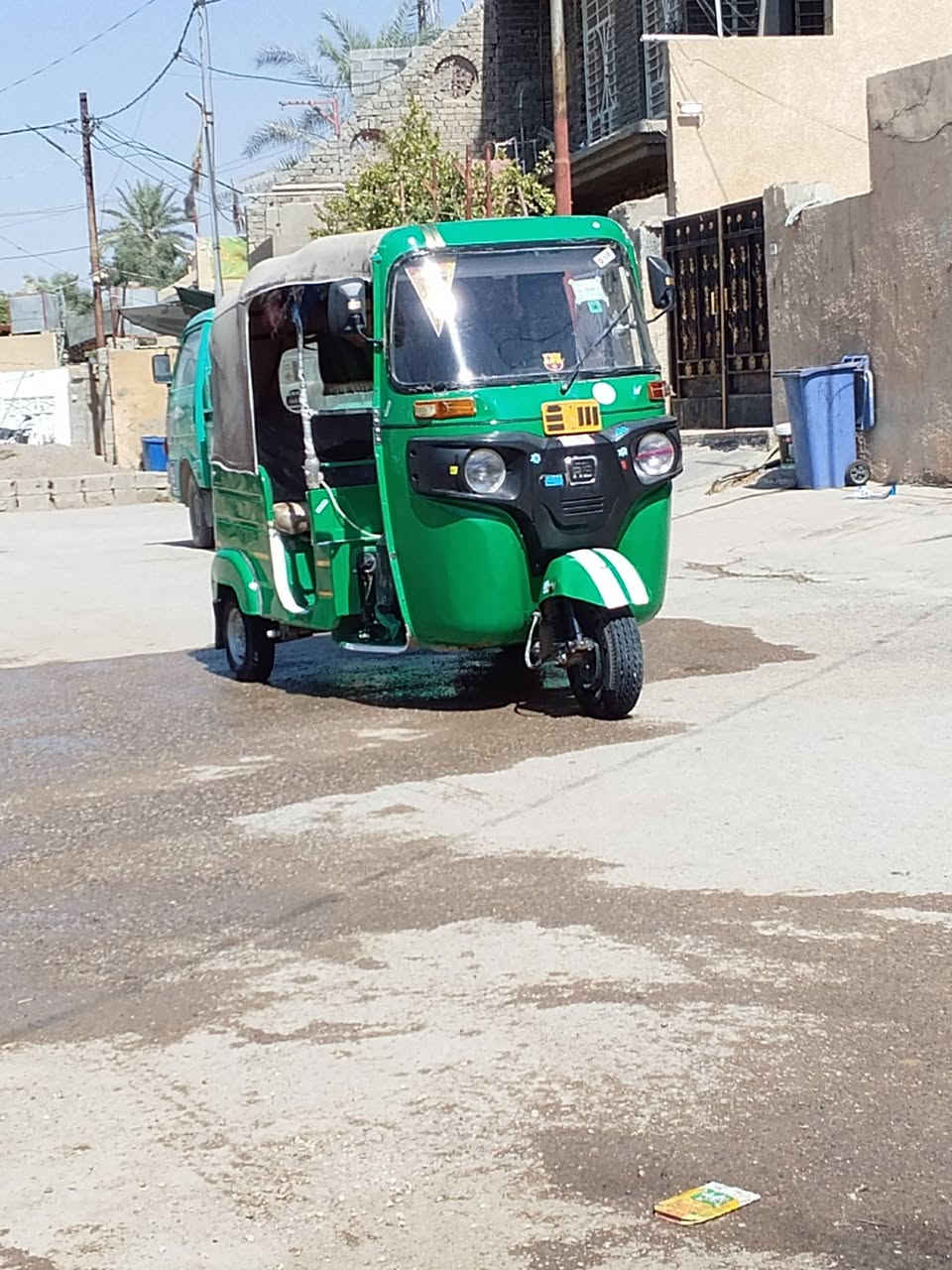 سلام عليكم تكتك البيع موديل 20 رقم ديالى 7 و200 وبيها مجال ***********
