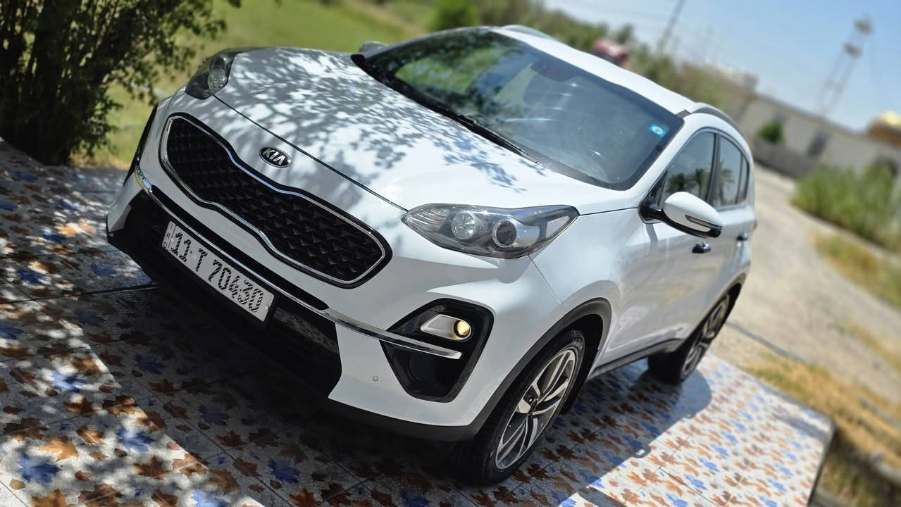 سبورتج خليجي موديل 2019
السياره بيهه كرت بلبنيد مئشر عليه 
وبيهه شبر بجنطه بدون داخل 
ماشيه 113
رقم بغداد الجديد بأسمي 
السعر 167 وترهم مراوس 
مكان السياره بغداد اليوسفيه 
الخاص مغلق 
***********
***********
