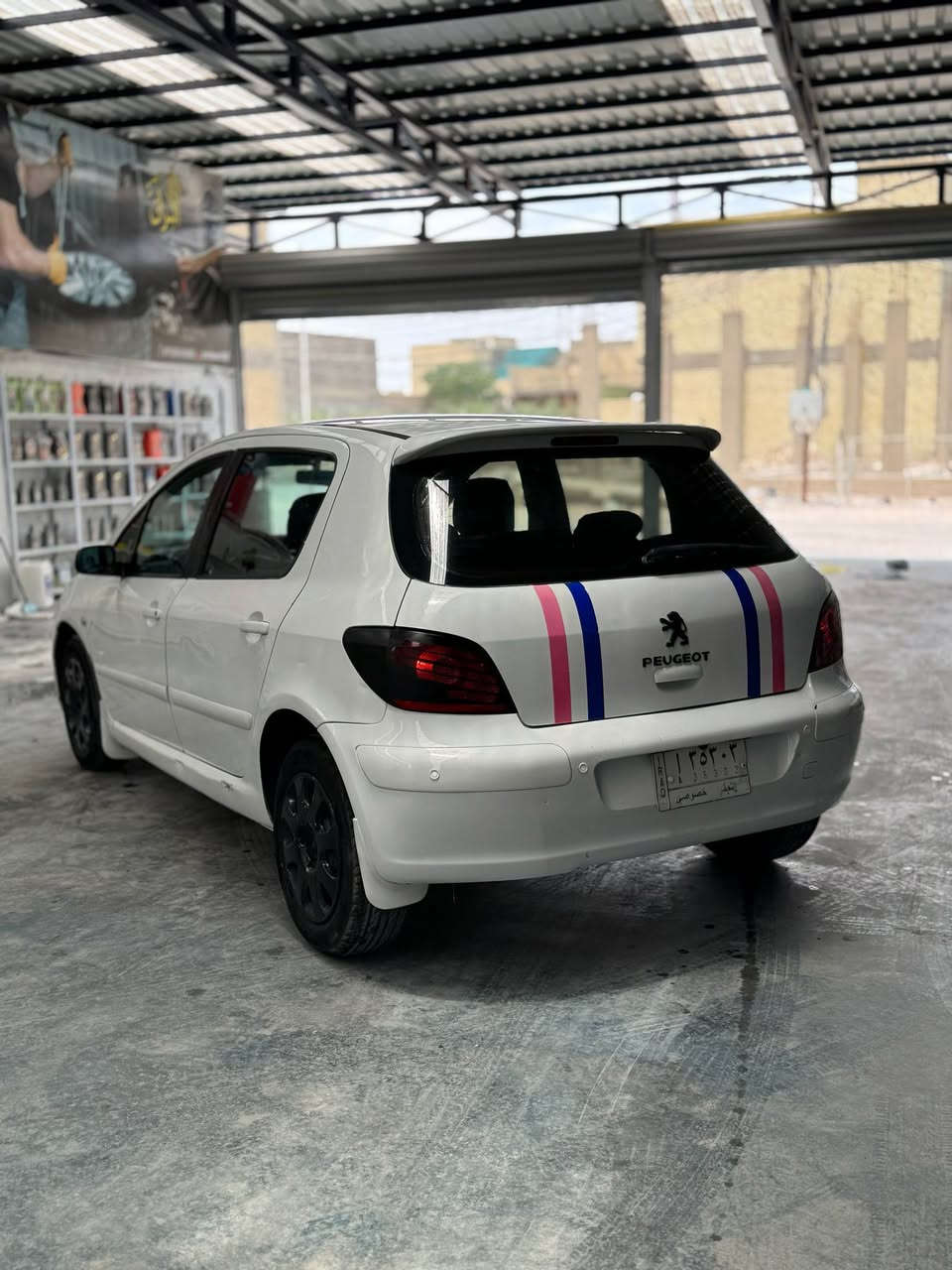 مرواس بجارجر ابيض كون كصة قمارة فقط
بيجو ٢٠٠٧ حجم ٣٠٧ مشوه وطني نجف مكان السيارة بغداد تتحول باي محافظة ***********
