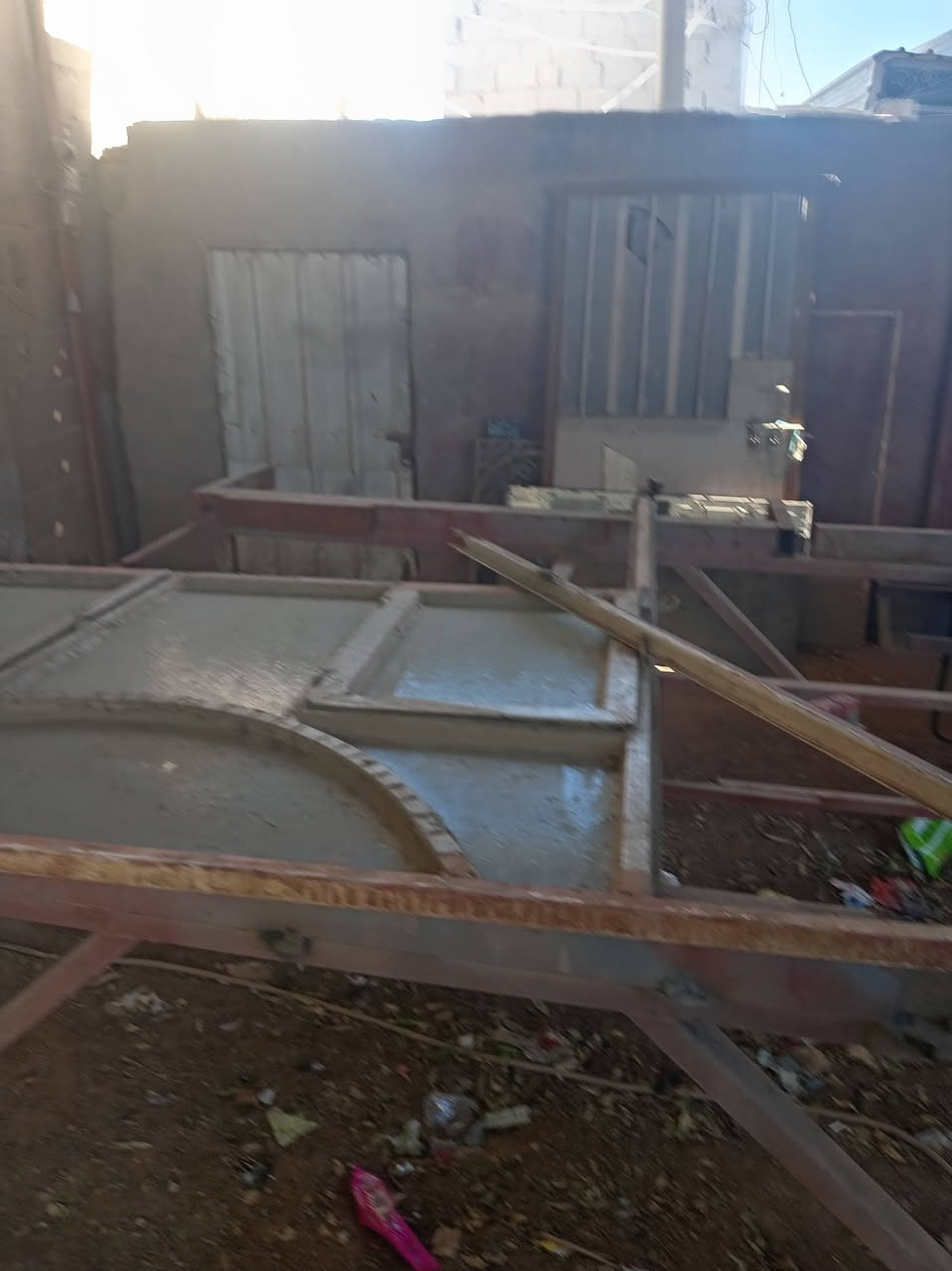 من رخصت الادمن المحترم مكلف بل نشار بيان مستعمل نظيفين شغل ثقيل مو سواكي مكانهن المسيب حي جسمان مقابل محطة القطار هذا راقم راعيهن زهير ابو حسين تصل بيك خير وتدل ***********
