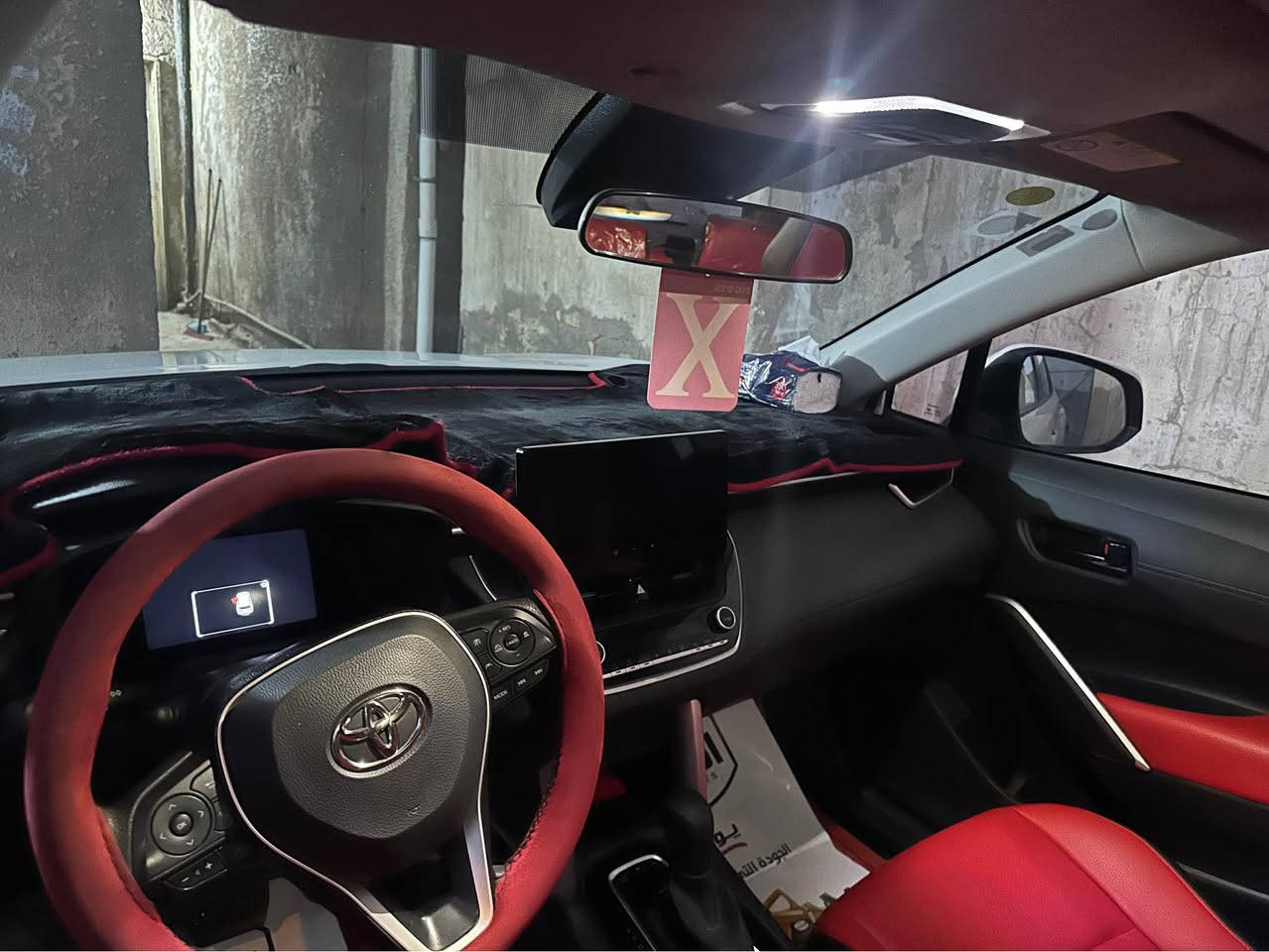 تويوتا فرونت لاندر 2024
السيارة جديدة ونظيفة جدا
ماشية 20
بدون اي ضربة السيارة كاملة مواصفات الكرسيين مو الواحد كهرباء ، اشارة بلمرايات ، مانع تزحلق ، سلايد روف ، تبريد قطعتين ، كشنات حمره السيارة كاملة
للبيع او المراوس حسب القناعة السعر
26مليون 
التواصل عل خاص او الرقم *********** بغداد, العراق
