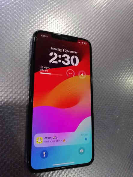 ١١ پروماكس
٦٤ گيگا و ١ سيم 
پاتري٧٦ بيلادية 
نةكراوةية هةموو شتي بيلادة بةشةرت 
جامي درزي هةية بة١٥ هةزار دةگوريت شاشة و لةمسي نةگرتووة بةزةمان 
سعري٢٨٥ هةزار و توزيك مجال 
رقم*********** أربيل
