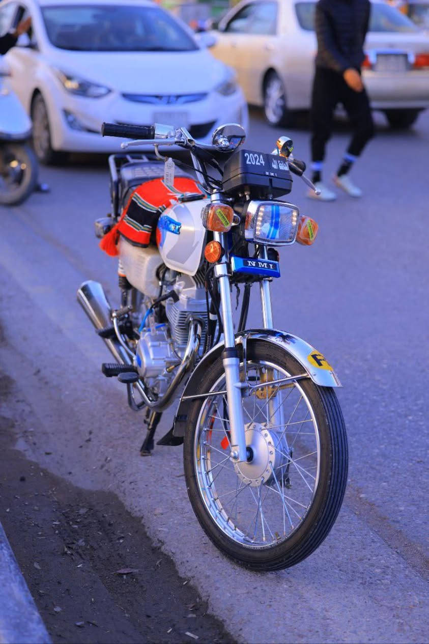 الحلال البيع دراجه اصلي شلامجه كله بلادي وكاله. وراق صوالي صولي موديل 2023نهايته بشهر 11محسوبه ع طلع ب2024 دراجه حلوه معنه الكلام (ملاحظة درجه مخزونه وبيعته عدام تفراق اله)وشراي بيه خير ويدالل خادم اله ***********
