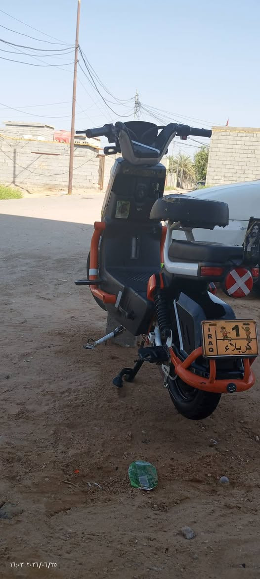 سلام عليكم دراجة شحن للبيع R6 كفاله عامه وراق شركه مديل 2024 سرع 50 سعر 450 رقم الهاتف ***********مكان كربلاء الحر
