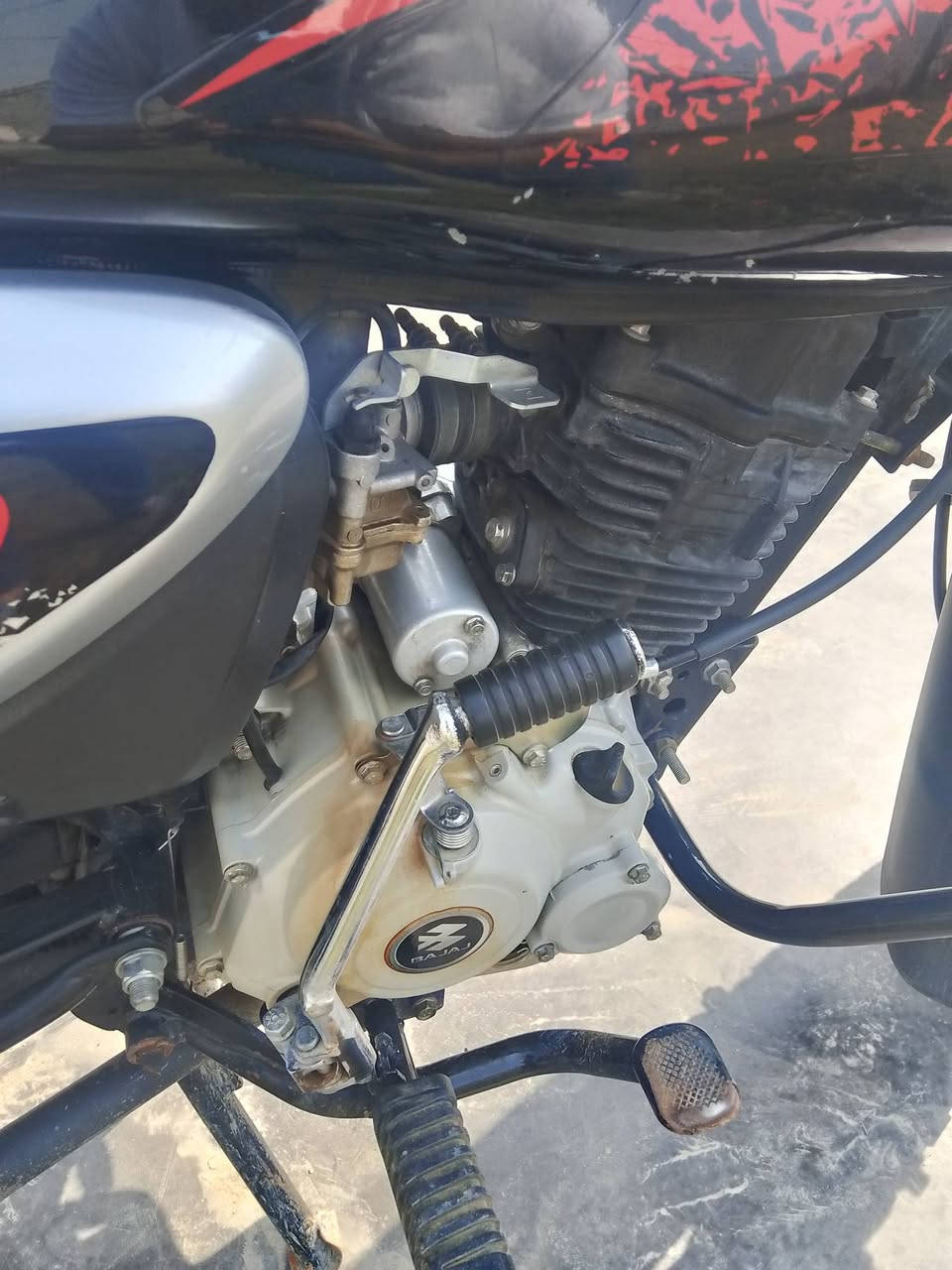 دراجه بوكسر موديل 2023 مكان تقاطع النهروان سعر 1400 وبيه مجال بسيط رقمي ***********
