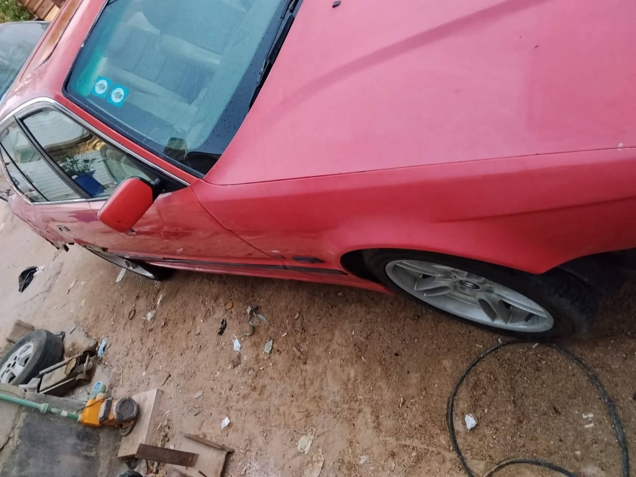 بي ام 520بيه حادث محرك مسكر دبل فانوس 25رقم بغداد نكليزي سنويه ل28السعر 30وبيه مجال رقم تلفون ***********
