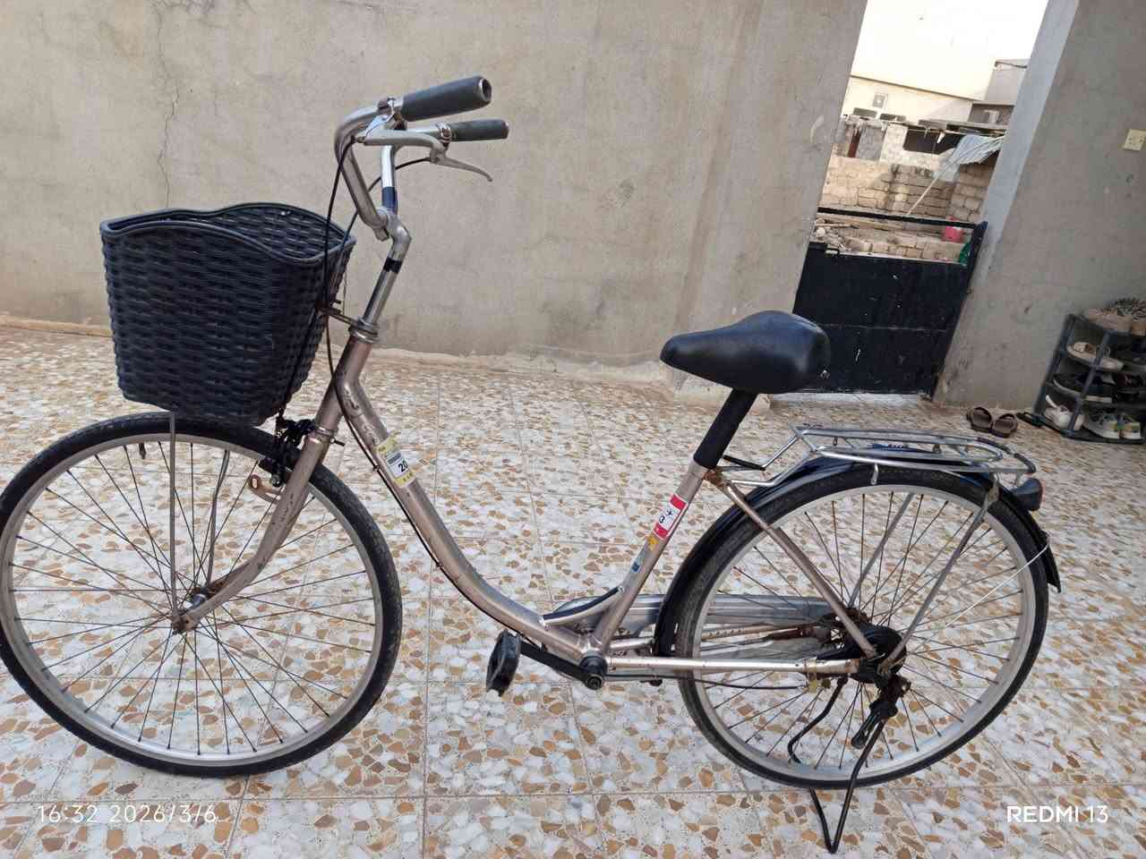 سلام عليكم
بايسكل عبد الحليم للبيع
البايسكل كامل ميحتاج اي مصرف
السعر 65 وبي مجال
للتواصل ***********
