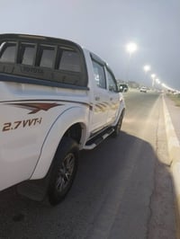 تيوتا فورويل • ٢٠٠٩ • رمادي